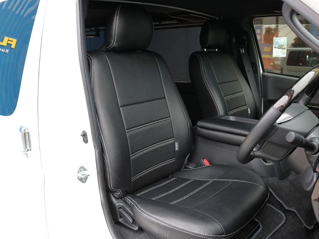 シートカバーも装着済み！お手入れも楽になりますよ♪