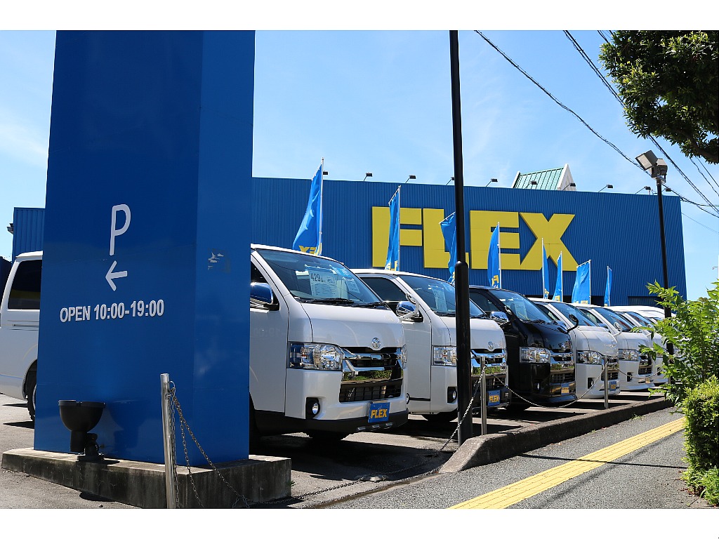 国道５７号線沿い、熊本インターより熊本方面へ約１０分です。南九州の熊本・宮崎・鹿児島エリアはもちろん九州全域よりご来店頂いております！豊富なラインナップで厳選車両をお届け致します！全国納車も実績多数！