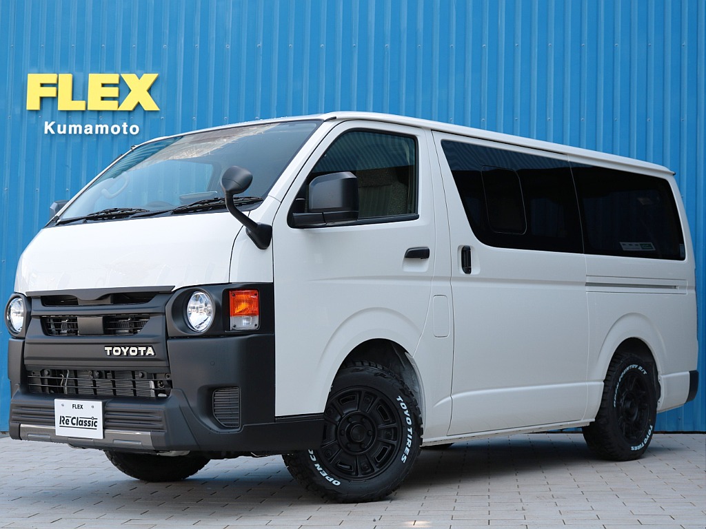 待望の新車入庫！ＤＸベース４ナンバーシートアレンジの最新モデル【Ｗｏｏｄ　Ｒｉｍ】ガソリン２ＷＤ　６人乗り入庫！！ＦＬＥＸブラックエディションカスタムが完成しました！！