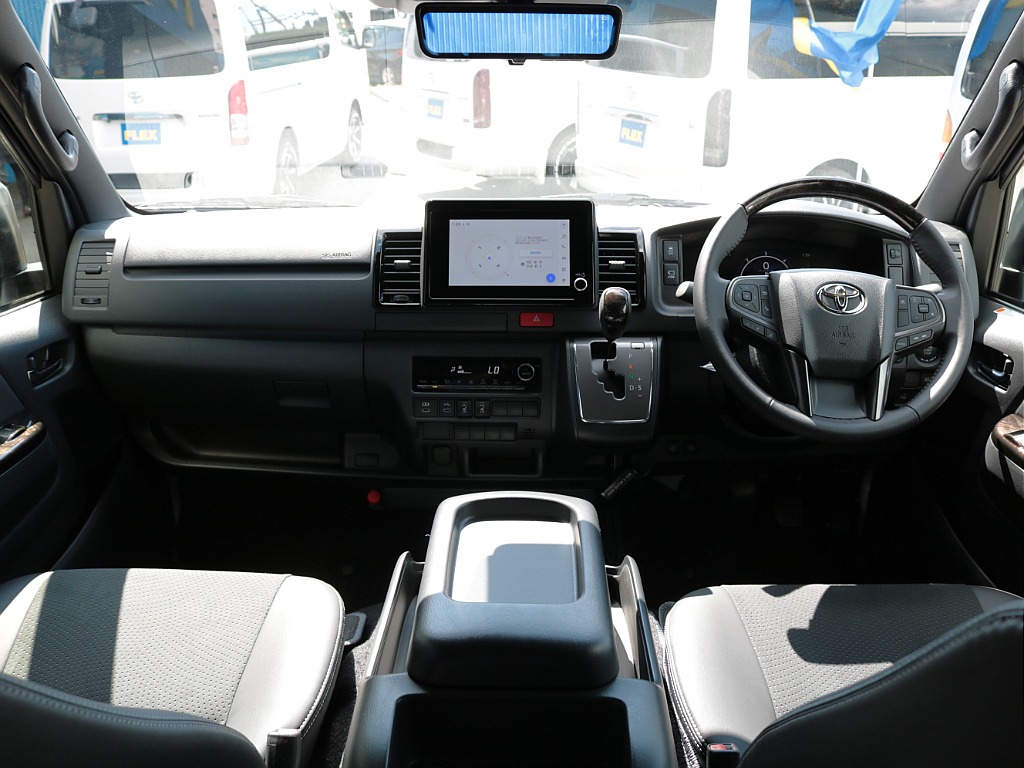 新車！９型ハイエースバンダークプライムⅡディーゼル２ＷＤ！お問い合わせは熊本店まで！→LINE ID:@911rzfld　TEL:096-386-6039　mail:kumamoto@flex.jp