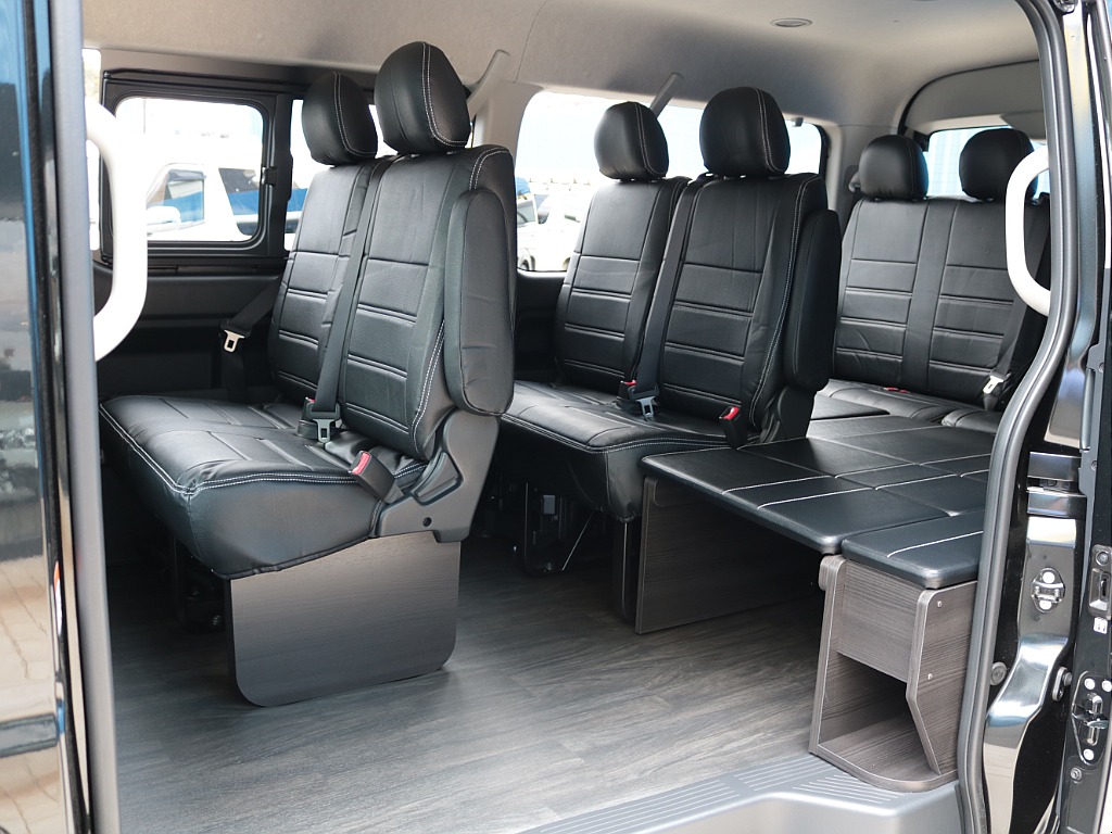 ＦＬＥＸオリジナルＺＥＲＯ（ゼロ）ワゴンベッドキットを装着！リアは床張り施工！！