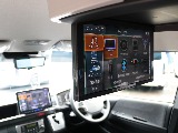 フロントはアルパイン１１インチフローティングナビ！リアにもアルパイン１２．８インチ大型フリップダウンモニター付き♪長時間のドライブもこれで退屈しませんね♪