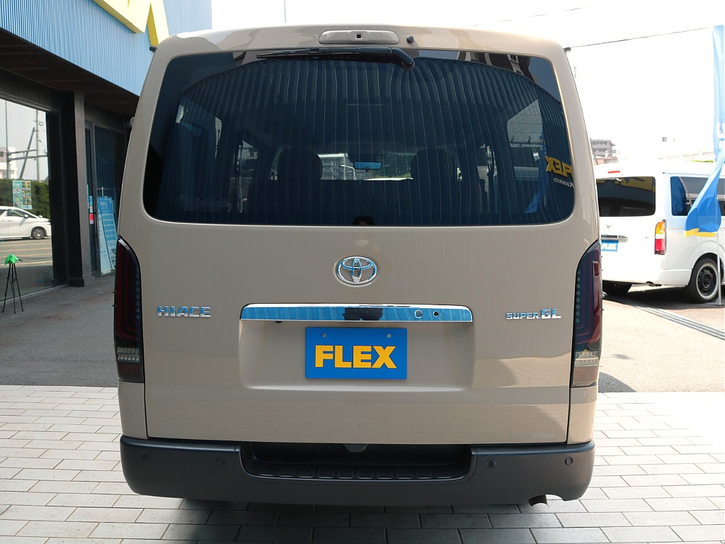 現車在庫中につき早めのご納車も可能です！お気軽に熊本店までお問い合わせ下さい！ＴＥＬ０９６－３８６－６０３９まで！ハイエース探しは在庫豊富なＦＬＥＸマデ！