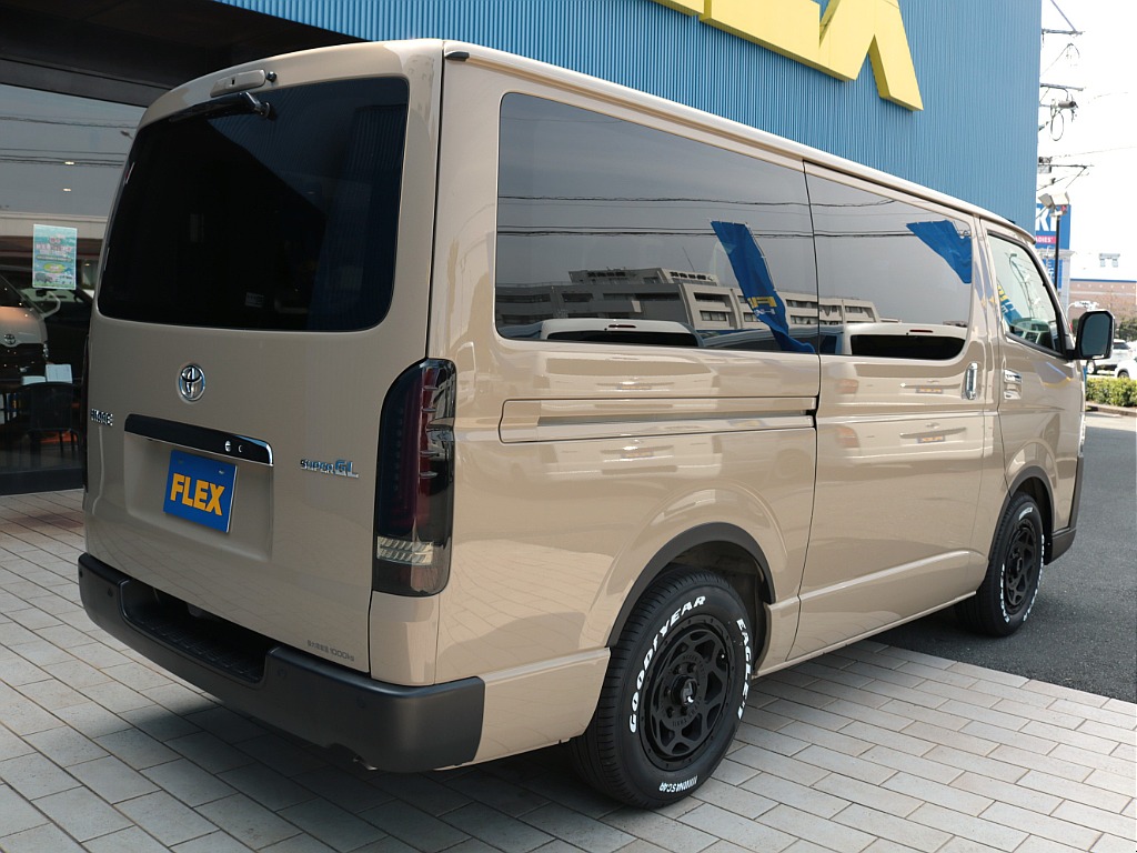 内外装フルカスタムしました！！各種オートローン・オートリースも取り扱っております！全国販売大歓迎♪全国納車も承りますので、お気軽にお問い合わせ下さい！