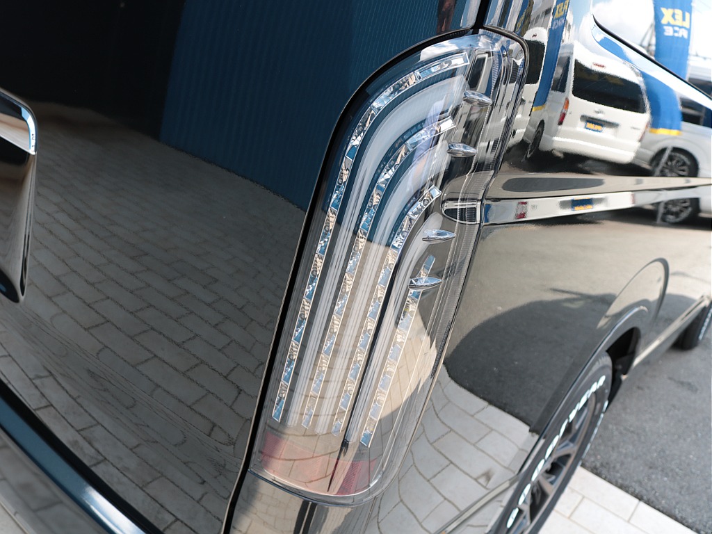 煌めきＬＥＤテールランプ！