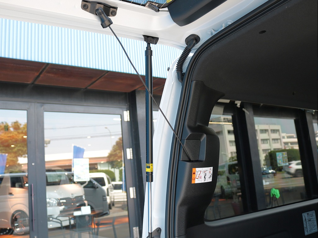 新車！９型ハイエースバンダークプライムⅡディーゼル２ＷＤ！お問い合わせは熊本店まで！→LINE ID:@911rzfld　TEL:096-386-6039　mail:kumamoto@flex.jp