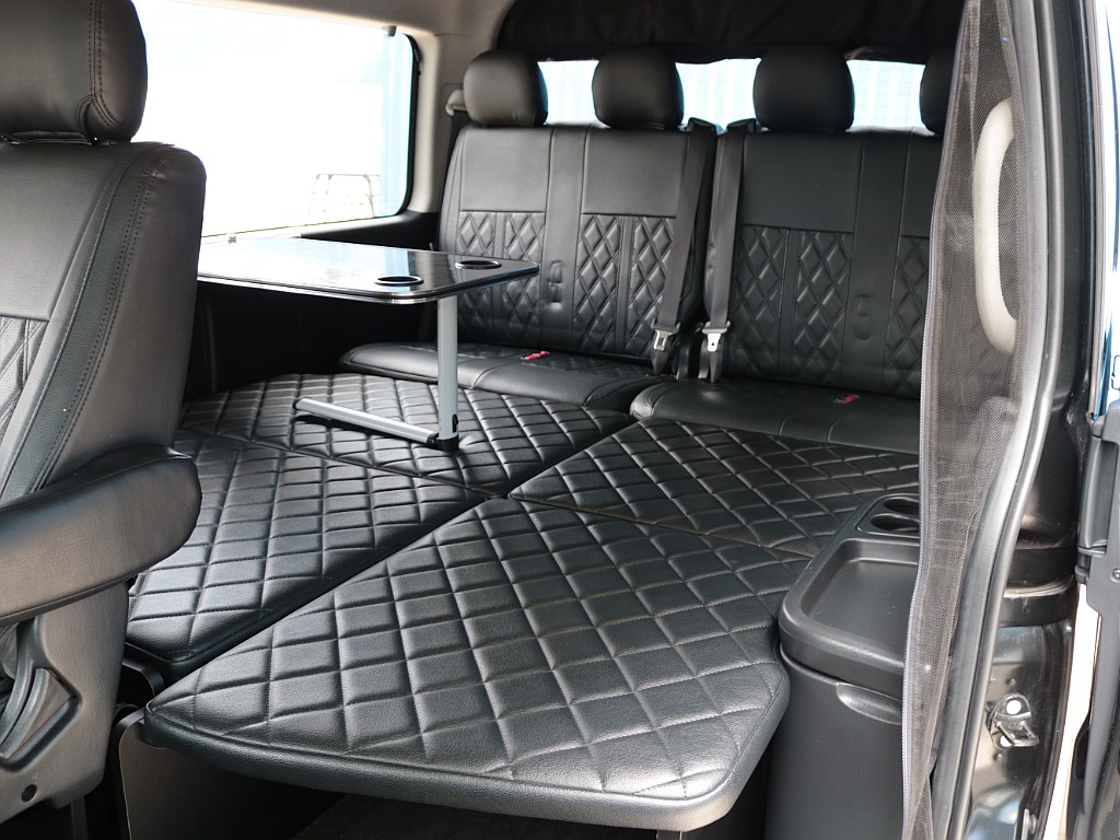 車内で横になれちゃいます♪♪