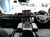 令和５年式　ハイエースワゴン　ＧＬ　１０人乗り　２７００ｃｃ　ガソリン　２ＷＤ　走行２６，５５０ｋｍ　内外装カスタム済みの１台