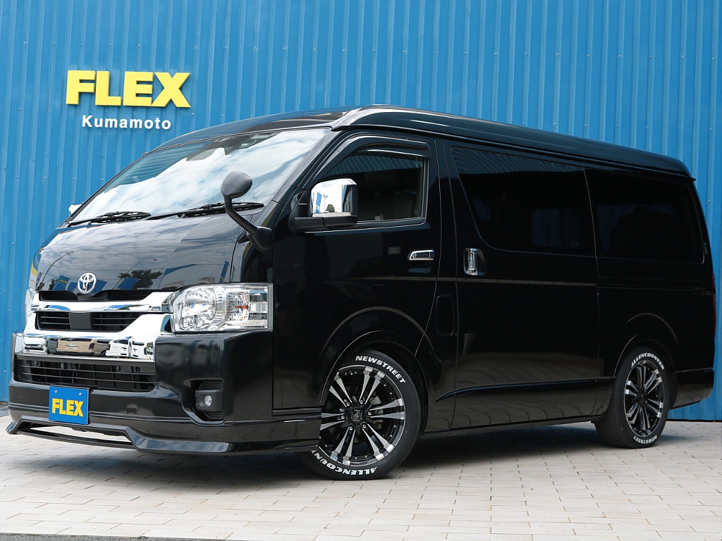 令和５年式！玉数少ないシートアレンジ済み中古車入庫しました！アルパインフローティングＤＡ、大型フリップダウンモニター付き！内外装程度良好でカスタム盛りだくさんの１台です♪