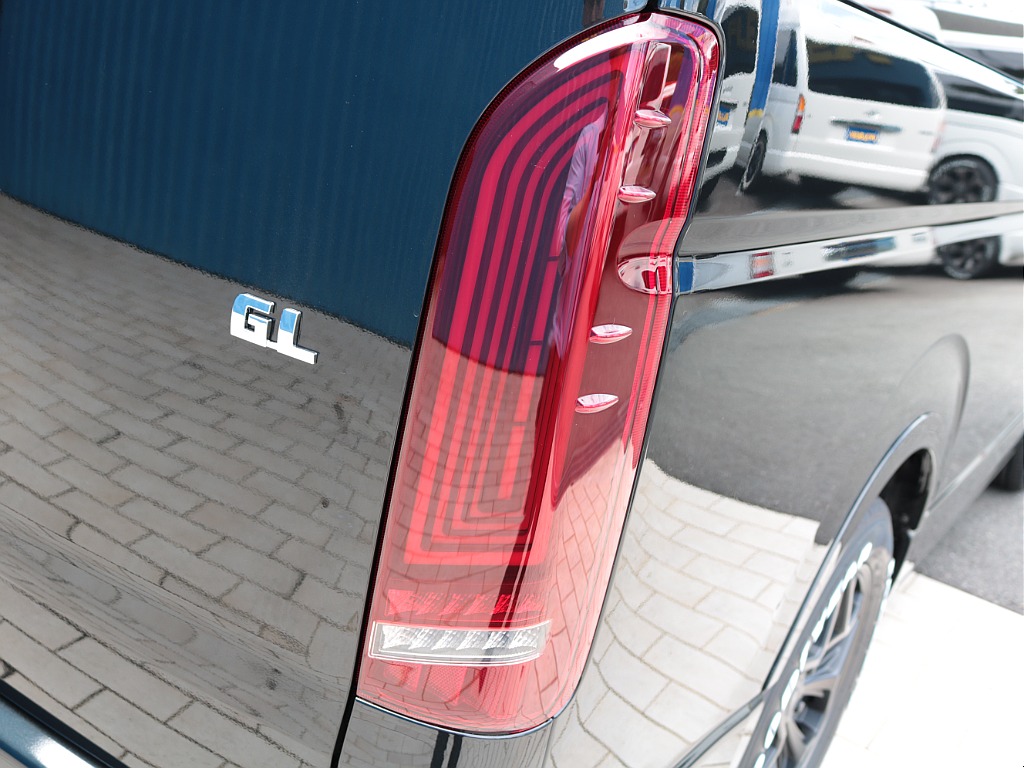 ＦＬＥＸネオトレースＬＥＤテールランプを装着しました！