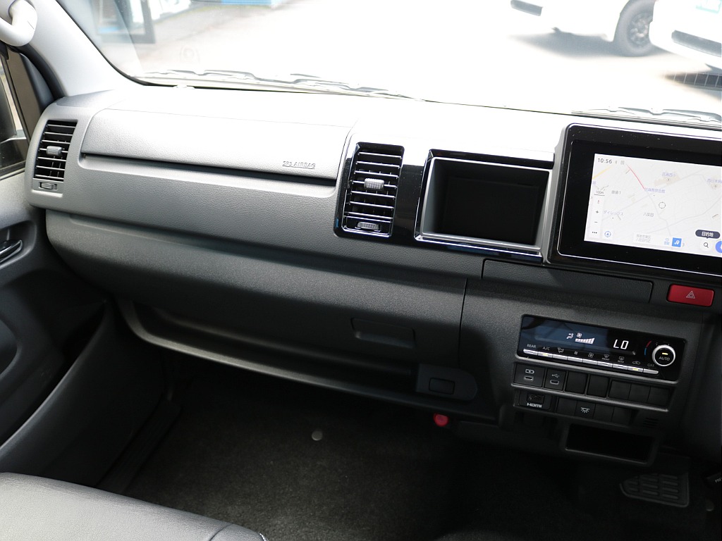 新車！９型ハイエースワゴン２ＷＤ！シートアレンジヴァリアス！お問い合わせは熊本店まで！→LINE ID:@911rzfld　TEL:096-386-6039　mail:kumamoto@flex.jp