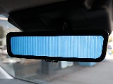 新車時オプションのデジタルインナーミラー付き！