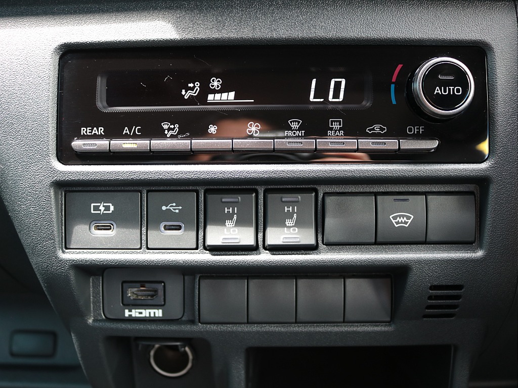新車！９型ワイドバン４ＷＤ！８ナンバーキャンピングヴァルドア！お問い合わせは熊本店まで！LINE ID:@911rzfld　TEL:096-386-6039　mail:kumamoto@flex.jp
