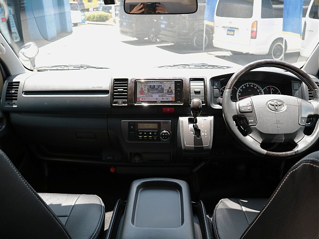 平成30年式　ＧＤＨ206Ｖ　2800Ｄ　スーパーＧＬ　4ＷＤ　特別仕様車【ダークプライム】　走行128,400㎞