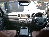 ＧＤＨ２０１V　２８００Ｄ　スーパーGL　2WD　「アースカラーパッケージ」　走行３１ｋｍ　車検残令和９年４月マデ　スライドドアガラス固定式　登録済み未使用車