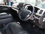 運転席＆助手席エアバック付きで安心♪