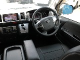 ブラックレザー調シートカバーでお手入れもしやすいです♪