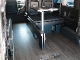 マットを取り外すことで、シートの間に大きな荷物を積載することも可能です！