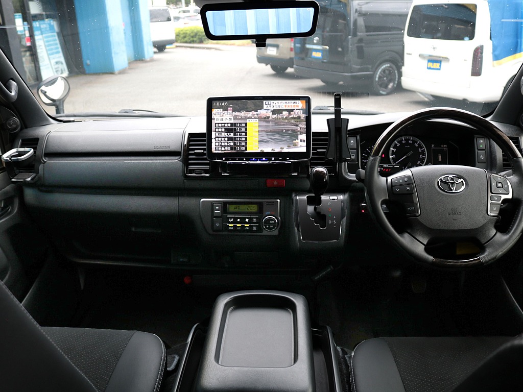 令和５年式　ＧＤＨ206Ｖ　2,800Ｄ　スーパーGL　2ＷＤ　特別仕様車「ダークプライムⅡ」　走行43,704ｋｍ