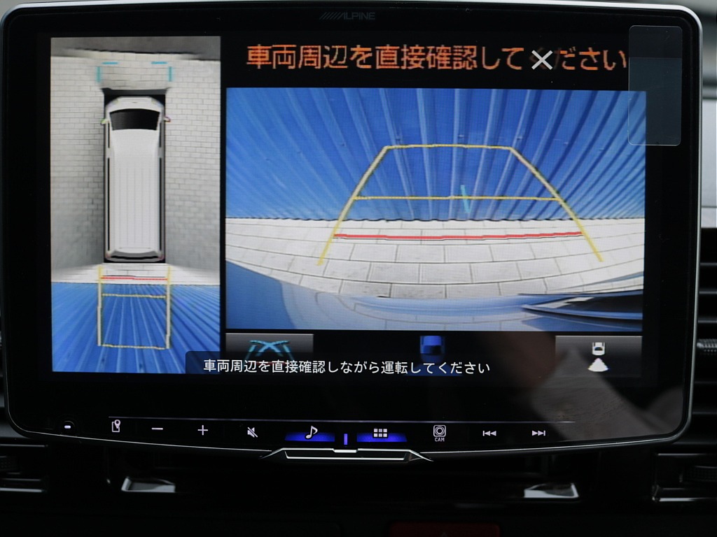 駐車時も安心のパノラミックビューモニター付き！アルパイン１１インチフローティングＤＡ装備！