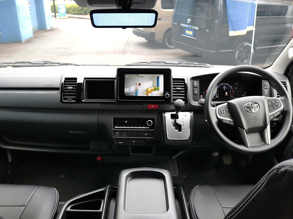 ＴＲＨ２１９Ｗ　ワゴンＧＬ　２７００Ｇ　４ＷＤ　車検３年付き