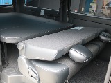 ハイエースならではの広大なラゲッジスペースをご活用ください♪