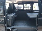 後部座席を跳ね上げることで、広大な荷室空間を確保！人も荷物も用途に合わせて柔軟に対応できます♪