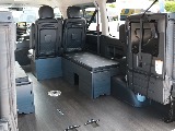 ４列目純正跳ね上げシートで空間を自由に使い分けできます♪