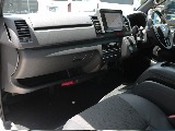 ゆとりある助手席空間♪長距離ドライブも疲れにくいです(*^_^*)