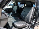 高級感アップでお手入れもしやすいブラックレザー調シートカバーです♪