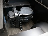 外したシートは足元に収納できます♪