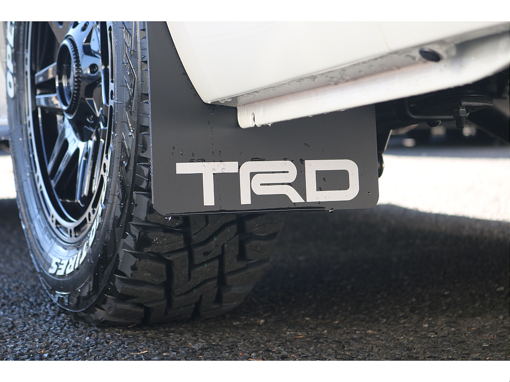 オフロードなTRDマッドフラップ！