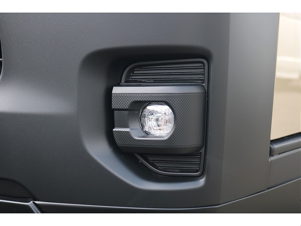 トヨタ ハイエースバン 5ドアバン2.0スーパーGLロング クラフトプラス内装 マットブラックカスタム ディーンアルミ 神奈川県の詳細画像 その8