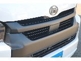 トヨタ ハイエース ワゴン2.7GLロング ミドルルーフ 内装架装Ver.1 フローリング施工 サイドテーブル フラット可能 ローダウン アルミ ナビ 神奈川県の詳細画像 その4