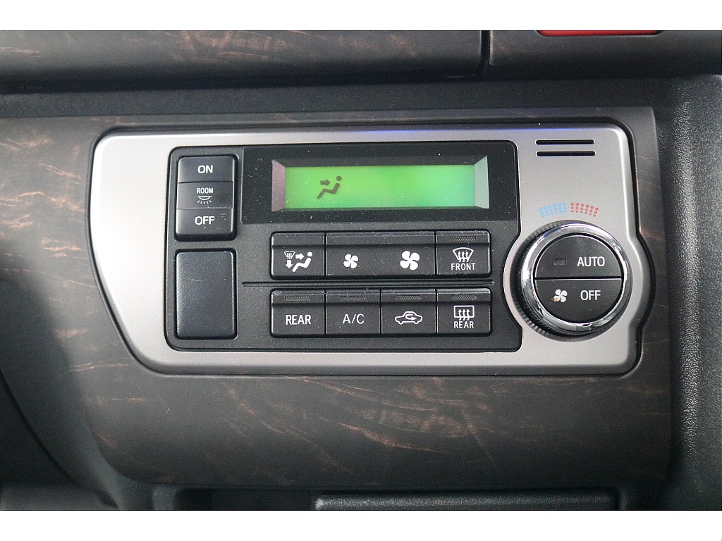 トヨタ ハイエース(34枚目)