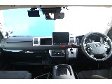 トヨタ ハイエース(17枚目)