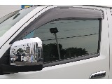 ドアバイザー付き♪