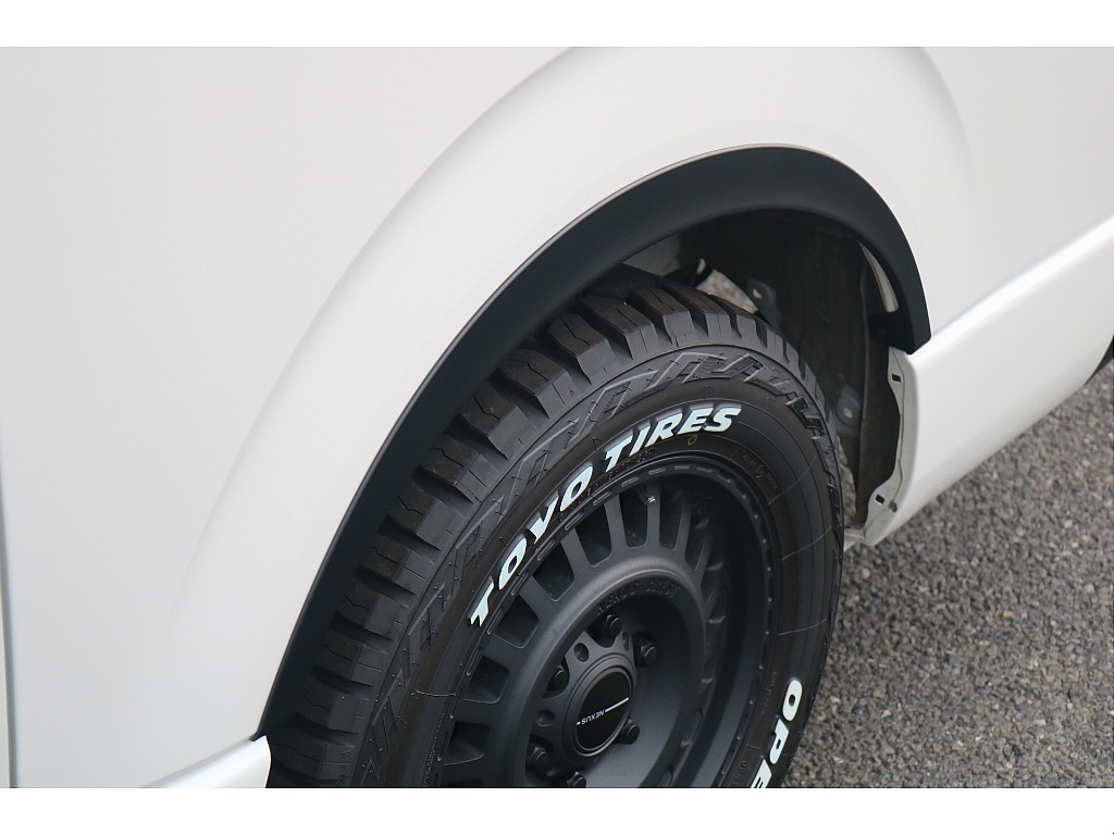 トヨタ ハイエースバン(33枚目)