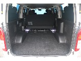 トヨタ ハイエースバン(2枚目)
