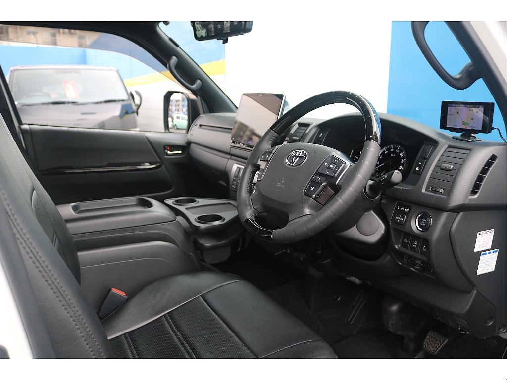 トヨタ ハイエースバン(37枚目)