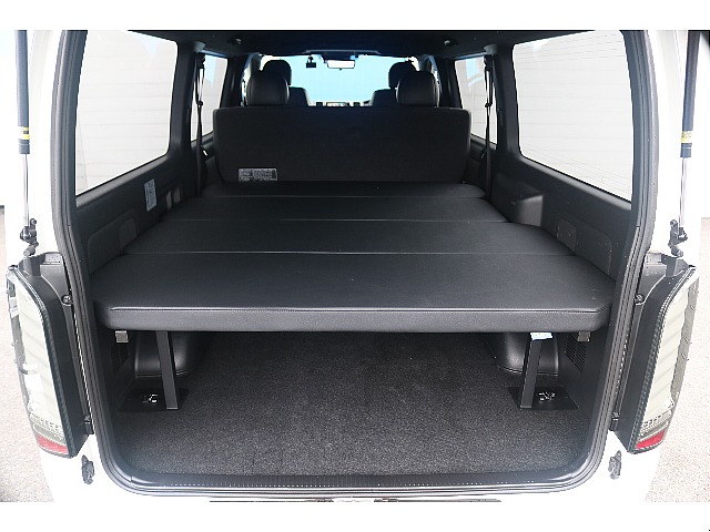 お手入れもしやすく、厚みのあるベッドキット！車中泊もすぐに可能です！