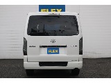 トヨタ ハイエースバン(9枚目)