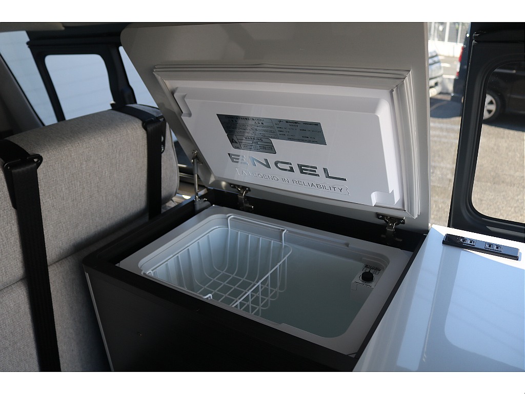 トヨタ ハイエースバン(34枚目)