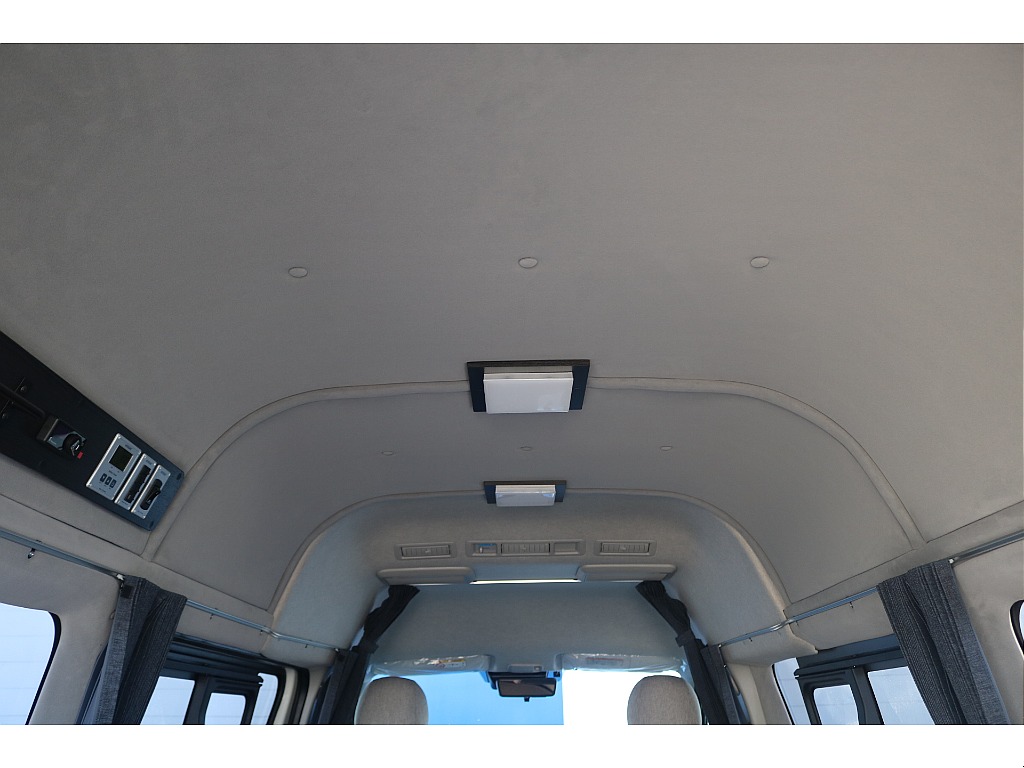 トヨタ ハイエースバン(37枚目)