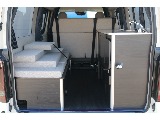 トヨタ ハイエースバン(4枚目)