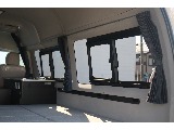 トヨタ ハイエースバン(5枚目)
