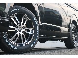 トヨタ ハイエース(4枚目)
