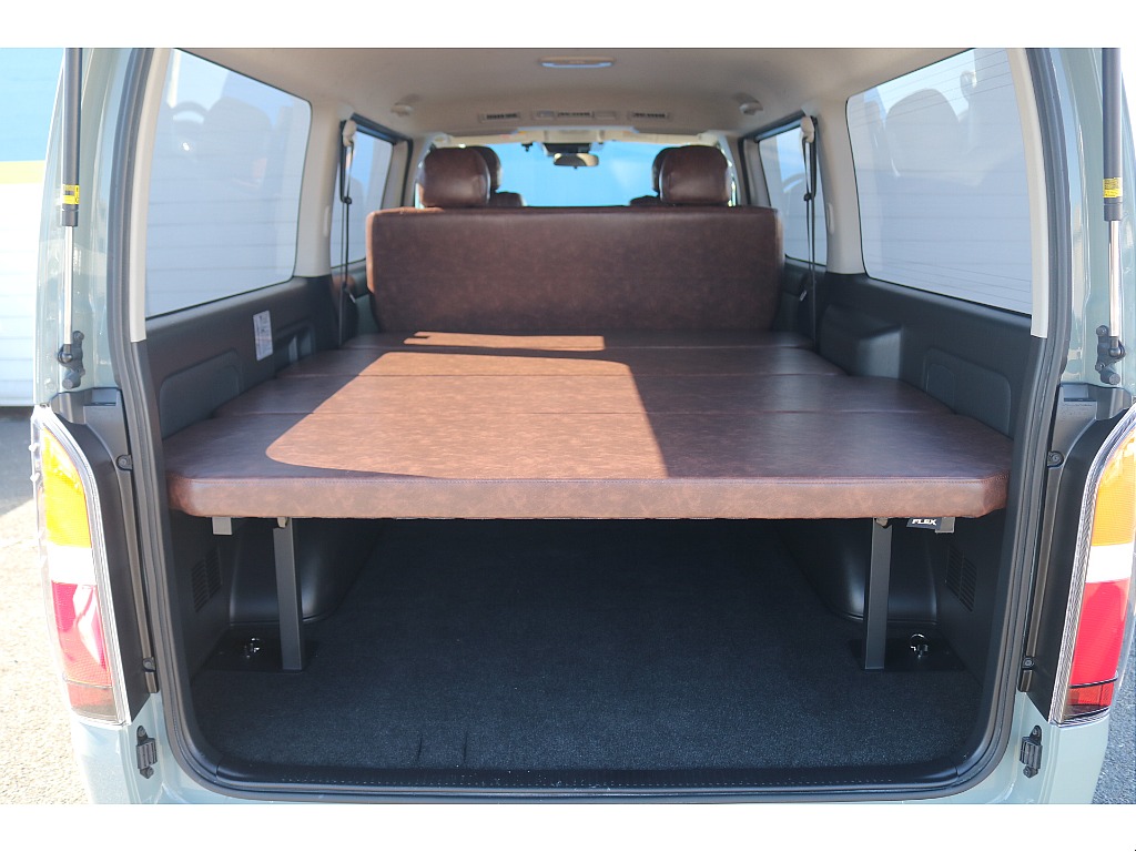 トヨタ ハイエースバン(11枚目)