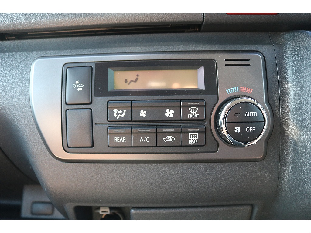 トヨタ ハイエースバン(19枚目)