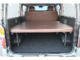 トヨタ ハイエースバン(2枚目)